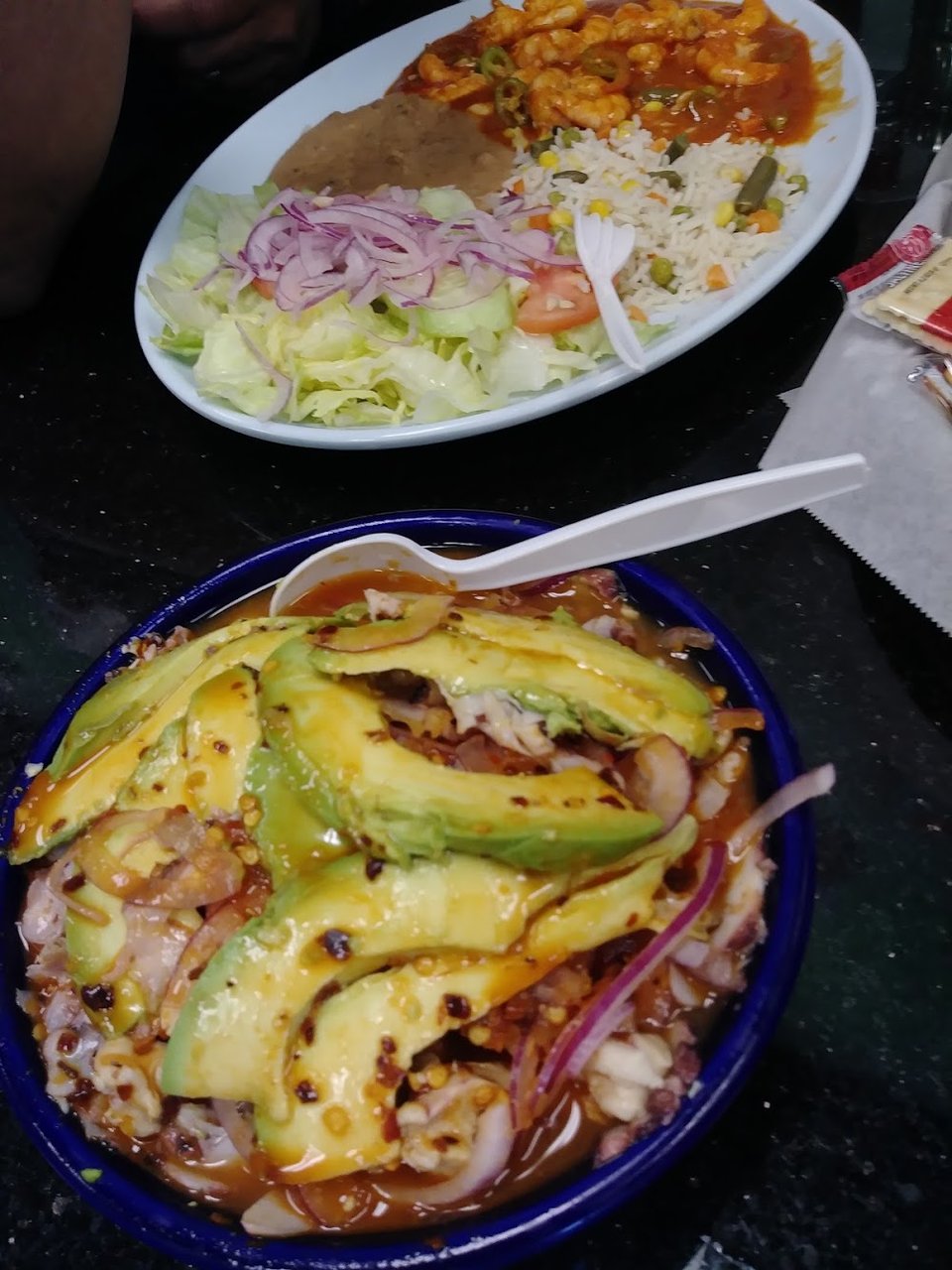 Casuelita de Camaron Caracol Y Pulpo
