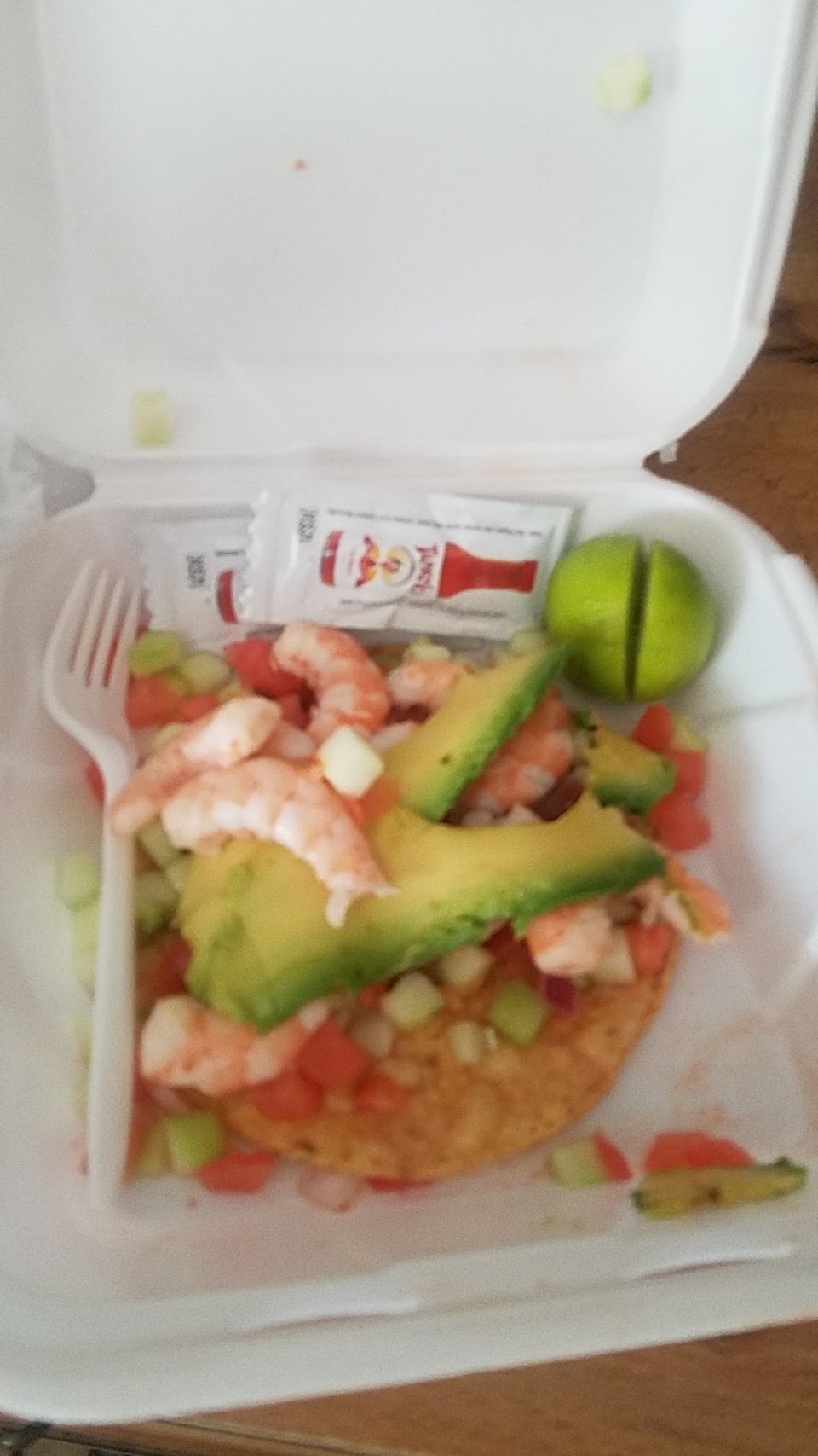Tostada de Pescado Con Camaron Cocipo